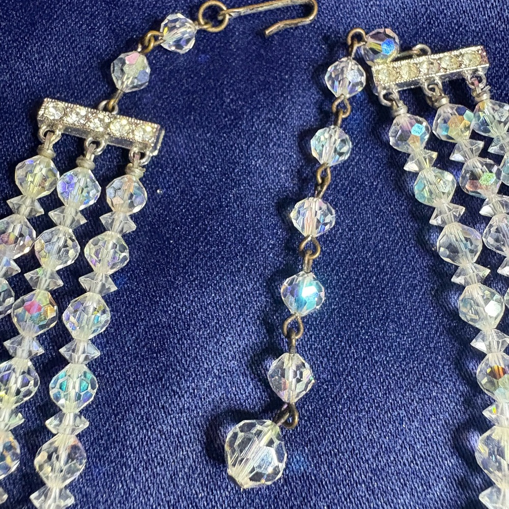 Vintage Laguna B Aurora Borealis Crystal 3 Strand Necklace w/Clip Earrings - Picture 6 of 9